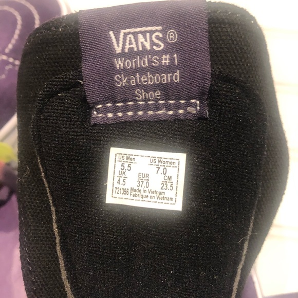 Vans - Picture 7 of 8